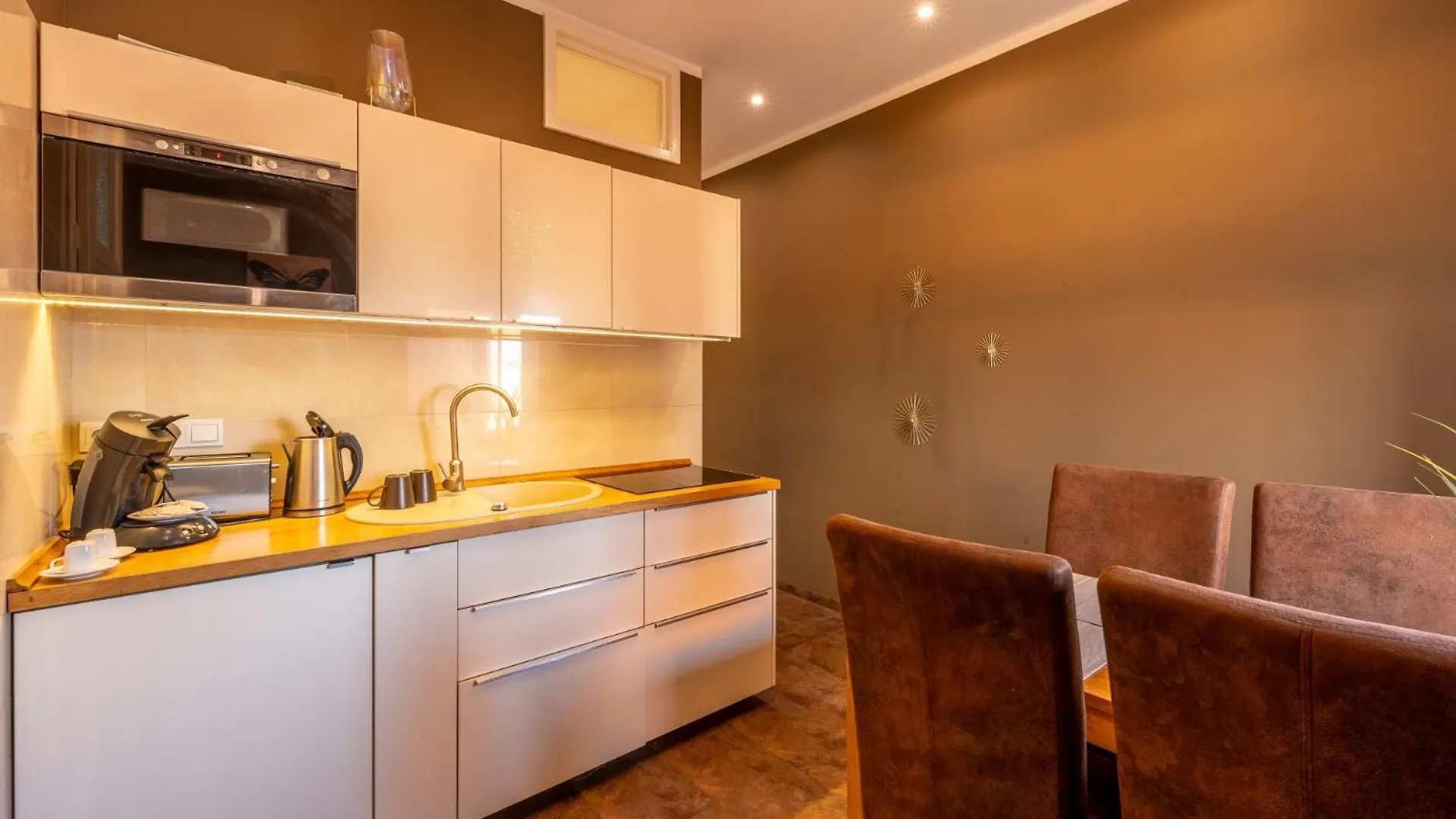 Suite Apartment Hidden Gem Next Synagouge - B Будапешт
